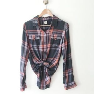Women’s O’Neill Plaid Shirt 🍂🍁